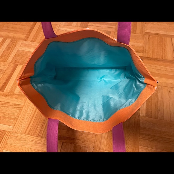 Kapitza x Clinique Tote Bag - Picture 3 of 8